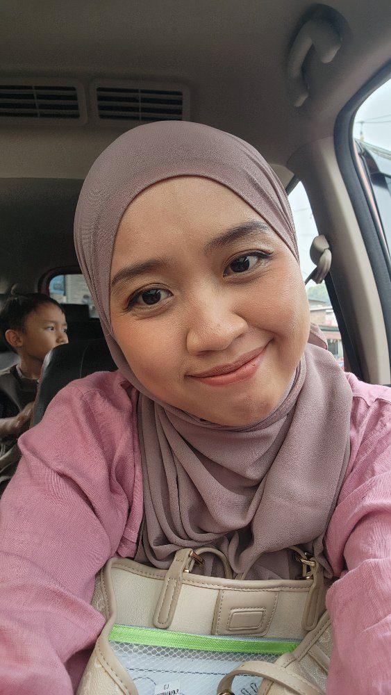 indah resi bongalasari
