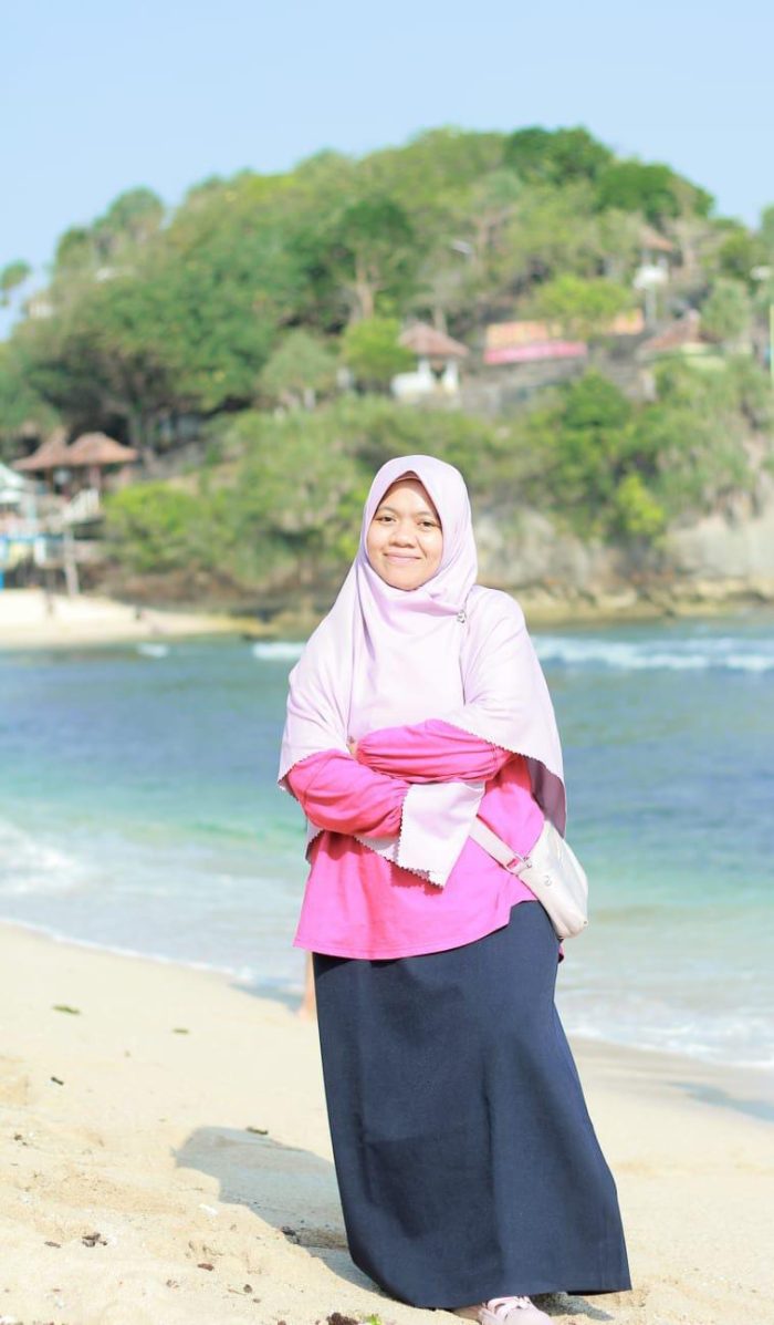 Cholilah Sarah Pebriana