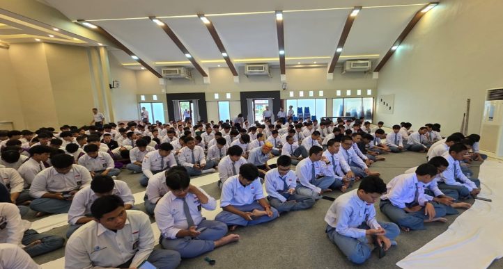 Pembiasaan Pagi di SMA Yayasan Pupuk Kaltim, Awali Hari dengan Kegiatan Keagamaan