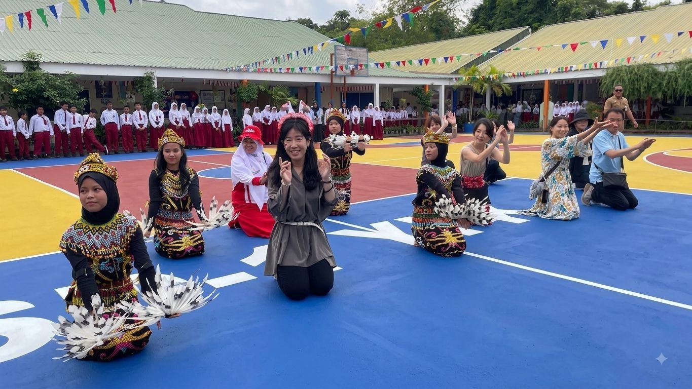 Alumni dan Pendidik Jepang Kunjungi SD 1 YPK Bontang