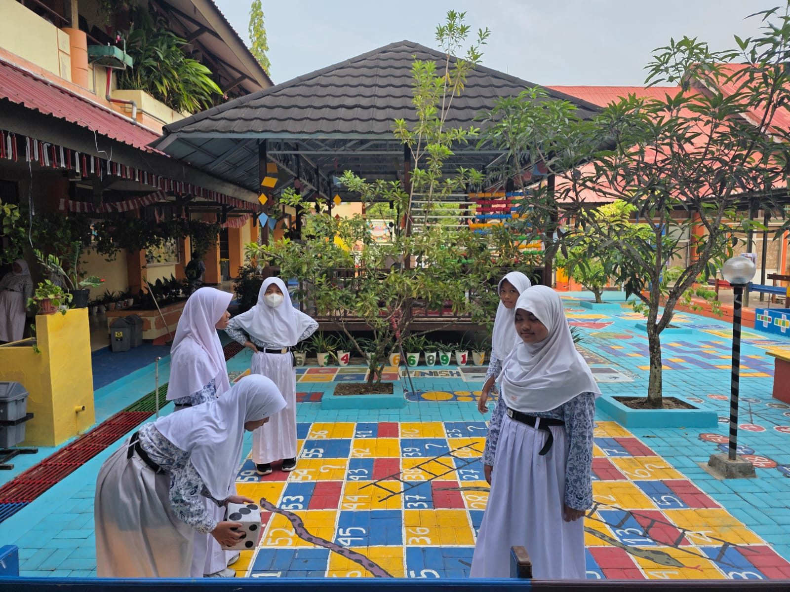 Membuat Anak Ingin Datang Lebih Pagi, Inovasi Numerasi SD-2 YPK Jadi Ruang Belajar Favorit